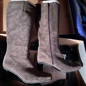 La Canadienne Waterproof Suede Tall Boots Gray 8.5